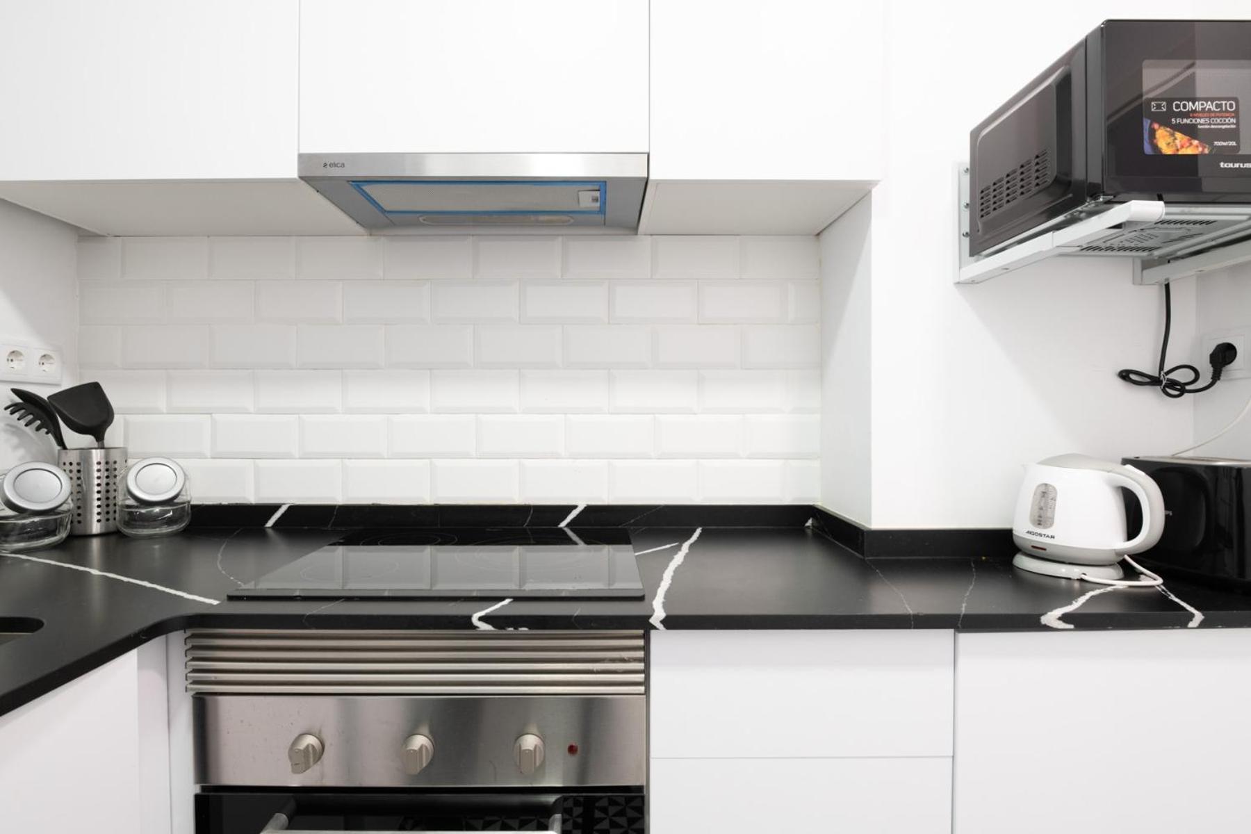 Apartamento Nuevo Con Encanto En Sagrada Familia バルセロナ エクステリア 写真